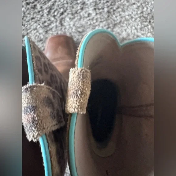 Ariat girls boots, Size 1 Leopard Print and Brown Cowgirl Boots square toe - Picture 5 of 8